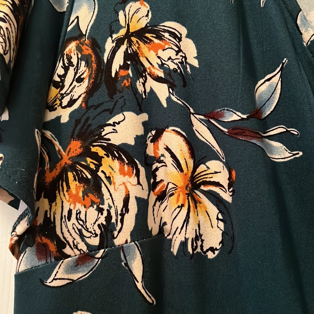 Fortune & Ivy Hi-Lo Floral Faux-Wrap Dress - Picture 3 of 6